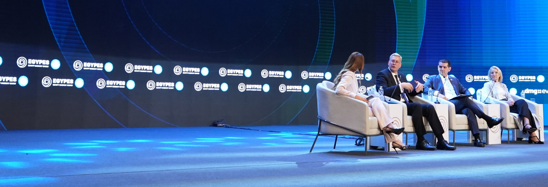 CONFERENCE (14)